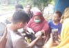 Dinas Pertanian Tulang Bawang Turunkan Dokter Hewan Untuk Vaksin Ternak Ayam Warga