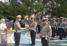 Dua Personel Satlantas Polres Tulang Bawang Mendapatkan Reward