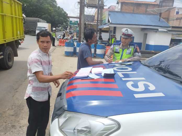 13ba645e-98bd-415f-abbc-1d67f929354a