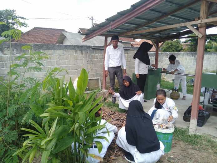 2c22f5f2-4919-4994-a12f-ca3588071ede