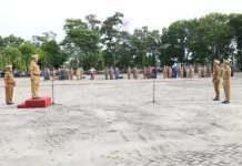 Sekdakab Tulang Bawang Anthoni Pimpin Kegiatan Upacara Mingguan