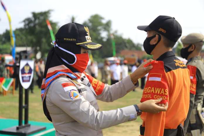 090d5148-c13d-4ac5-beb7-cbac5891aeee