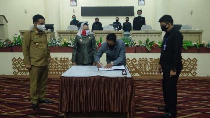 c2eacf0f-9447-48da-bd06-e780d33eb623