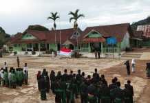 Ky Masyhuri Pimpin Upacara Dalam Rangka Memperingati Hari Santri Nasional.