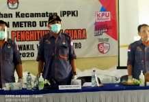 Hasil Rapat Rekapitulasi Di Kecamatan Metro Utara, Wahdi – Qomaru Unggul Dari Paslon Lain.