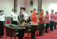 Bupati Tulang Bawang Serahkan SK Pengangkatan CPNS