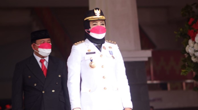 Upacara HUT RI Ke 76 Di Pimpin Langsung Bupati Tulang Bawang Winarti