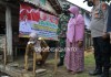 Bupati Winarti Bersama Baznas serahkan Bantuan Bedah Rumah dikecamatan Banjar agung.