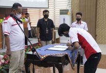 Wabup Lantik Pengurus Kecamatan e-Sport Indonesia Pringsewu