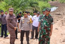 Kapolres Mesuji AKBP Ade Hermanto S.H, S.IK, CPHR menghadiri upacara penutupan TNI Manunggal Membangun Desa (TMMD) ke – 119 Kodim 0426/TB TA 2024